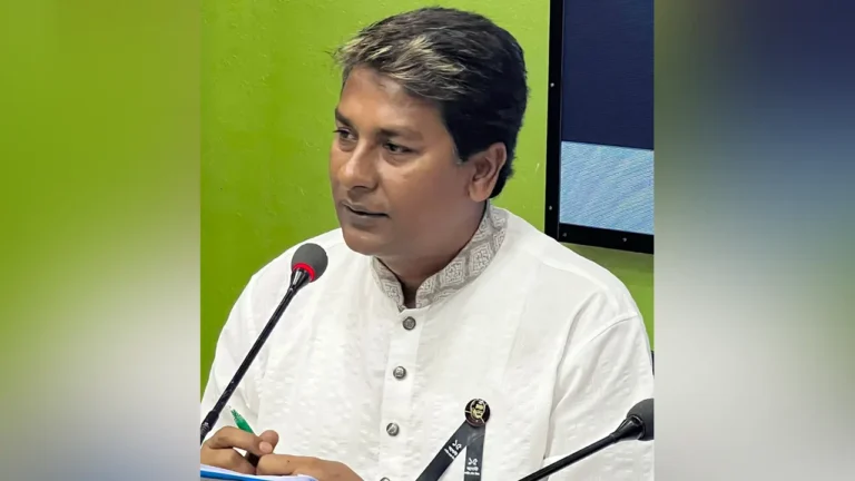 হোয়াটসঅ্যাপে নাটোরের জেলারকে সাবেক এমপি শিমুলের হুমকির অভিযোগ