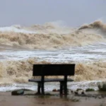 সাগরে গভীর নিম্নচাপ, ঘূর্ণিঝড়ে পরিণত হওয়ার আভাস