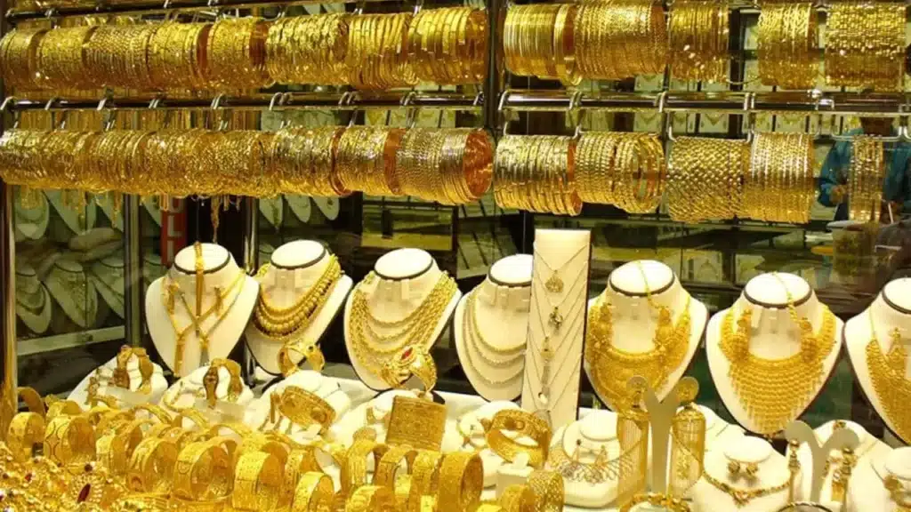 টানা ৪ দফায় স্বর্ণের দাম কত কমলো?