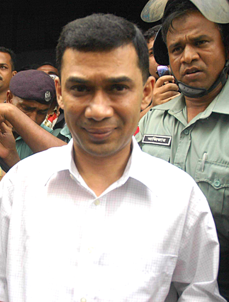 তারেক রহমানকে অমানবিক নি*র্যাতনের তথ্য ট্রাইব্যুনালে!